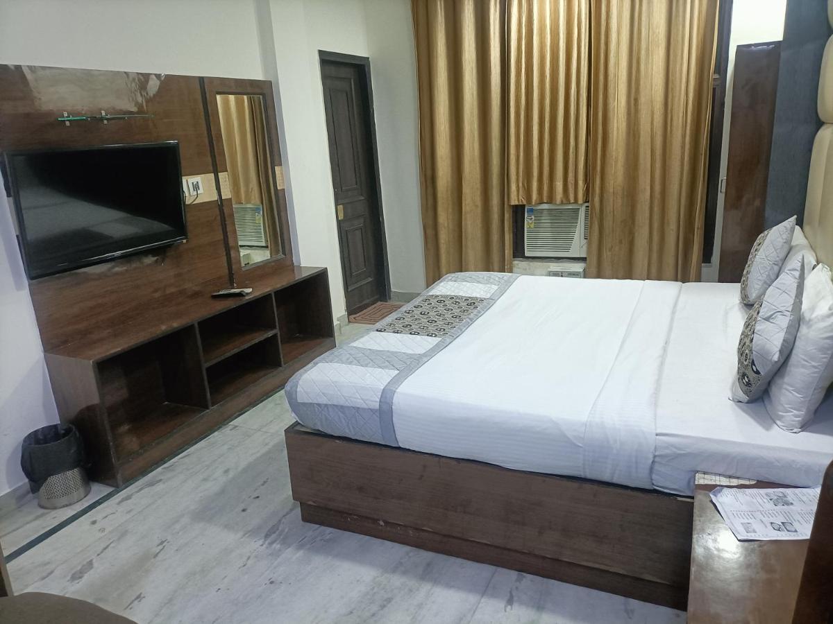 Hotel Krone Near Igi Airport Delhi Ню Делхи Екстериор снимка