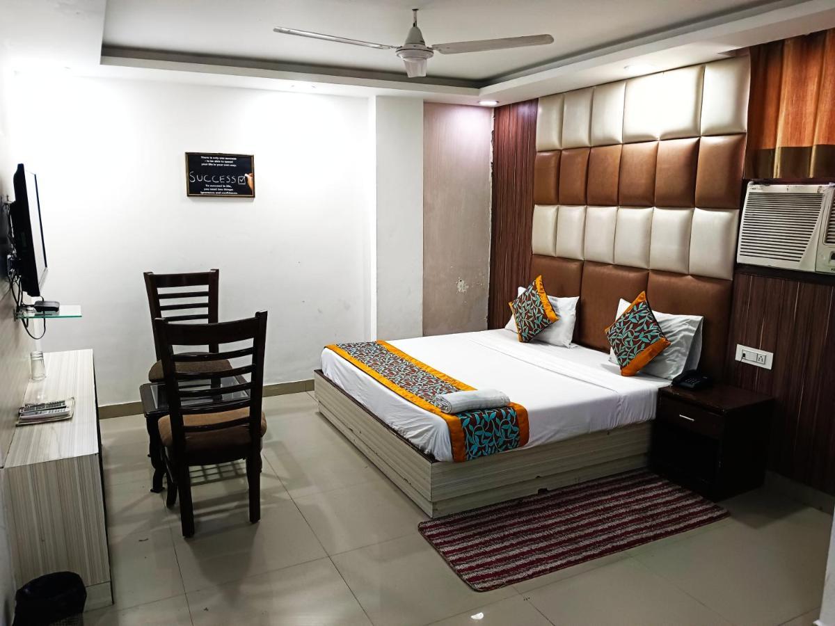 Hotel Krone Near Igi Airport Delhi Ню Делхи Екстериор снимка
